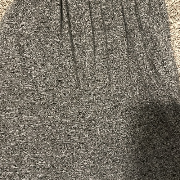 H&M Gray Sleeveless Jumpsuit - Picture 2 of 3